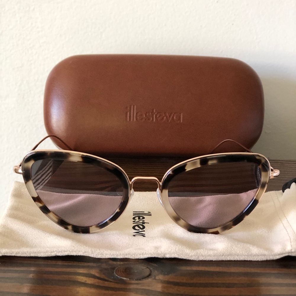 Illesteva Rebecca Ace Sunglasses - White Tortoise